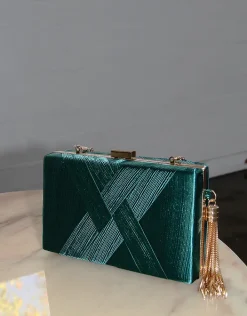 Clutches<Bariano CARMIN TASSLE CLUTCH A9-3 GREEN